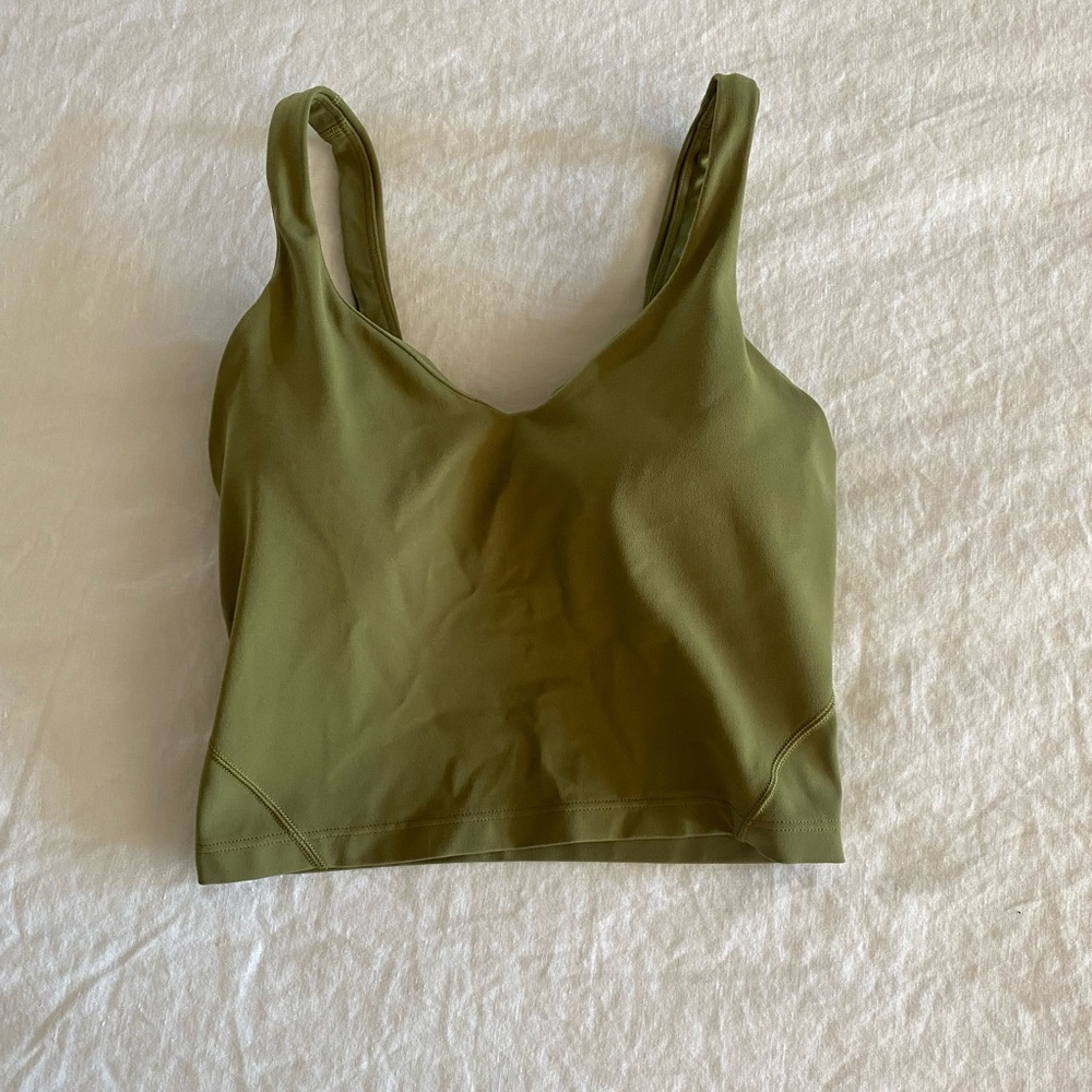 Lululemon Size 4 cropped Align top